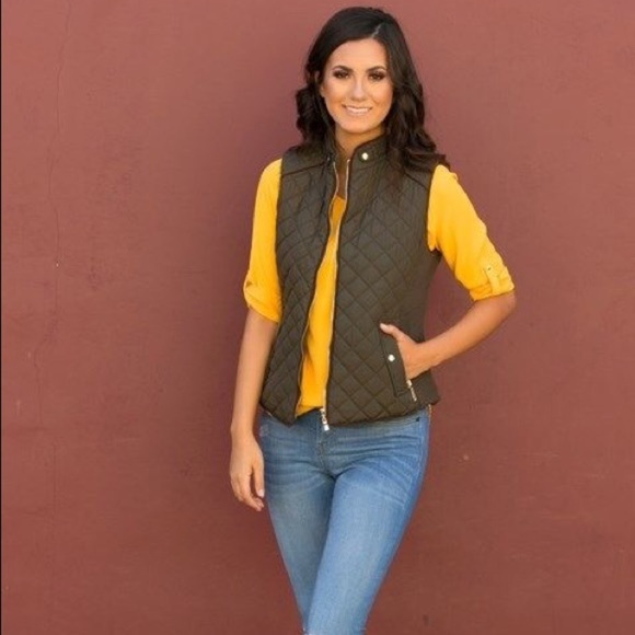 Cavalini small olive green hunting puffer vest - Picture 3 of 11